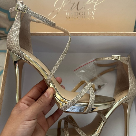 New - Picture 5 of 7